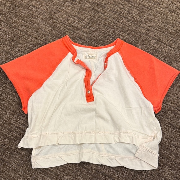 We The Free Tops - Free People We The Free Eyes Closed Henley tee size small